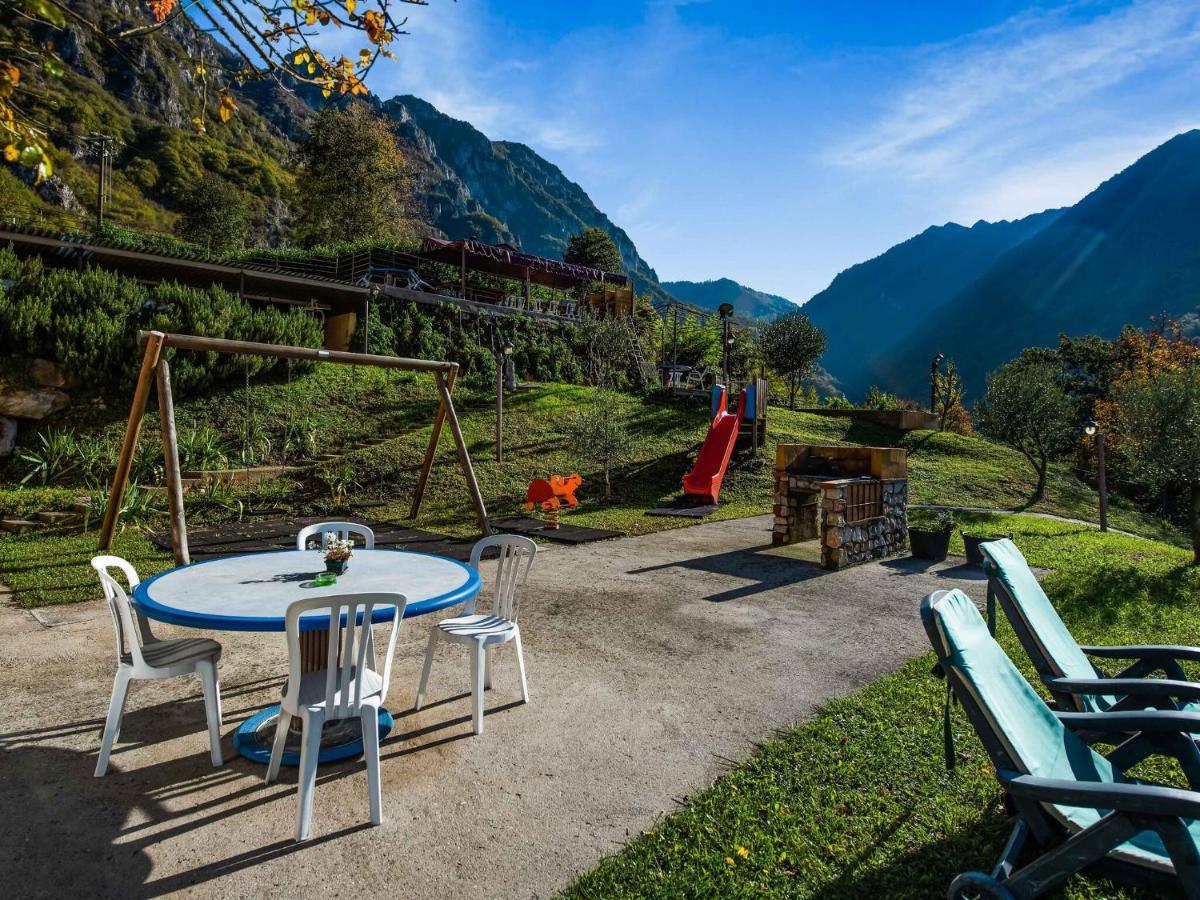 In A Green And Relaxing Atmosphere With Pool And Stunning Lake View Villa Marone Esterno foto