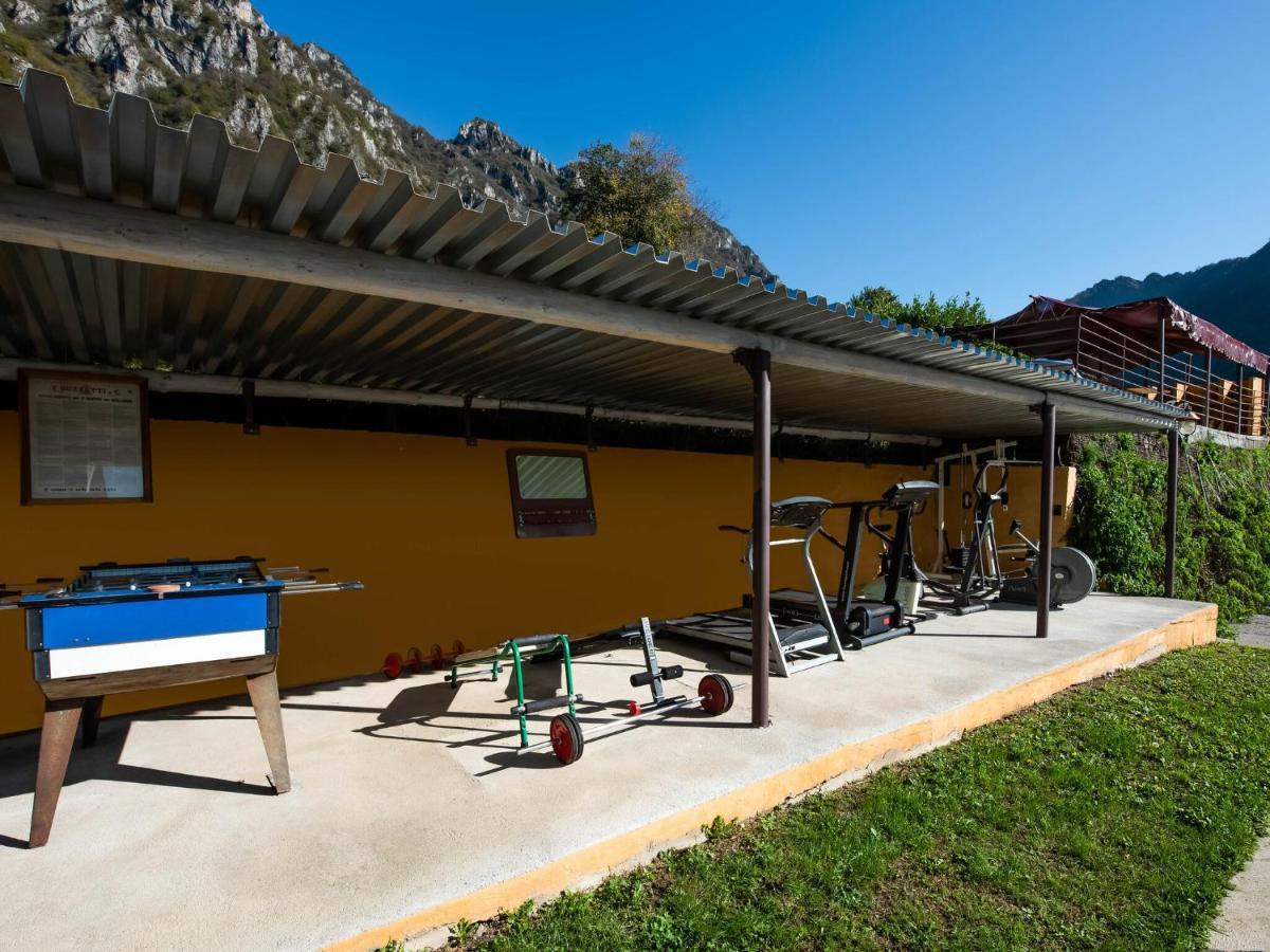 In A Green And Relaxing Atmosphere With Pool And Stunning Lake View Villa Marone Esterno foto