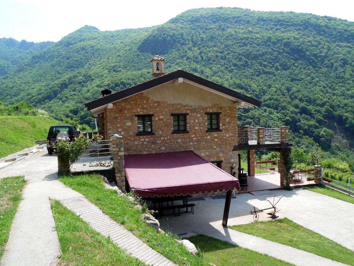 In A Green And Relaxing Atmosphere With Pool And Stunning Lake View Villa Marone Esterno foto